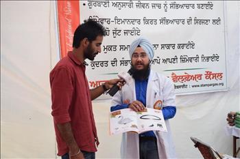 Simranjit Singh, Volunteer, Atam Pargas explains mission and vision of Atam Pargas to media personnel