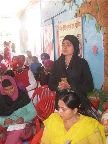 Participants sharing their views during the interactive session.