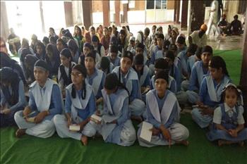 Participants listening the lecture and note down the valuable points. 