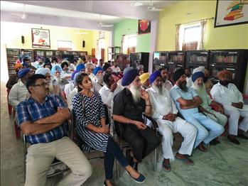 Parcipants listening carefully to the orator.