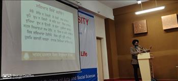 Dr. Varinderpal Singh presenting his views about Atam Pargas mission