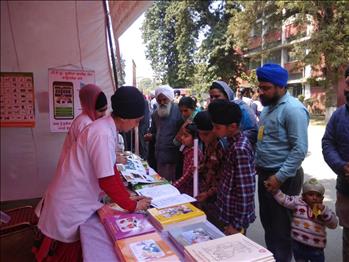 Team Members educating the students about Atam Pargas Books
