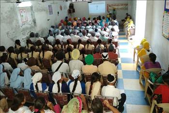 The hall was jam packed with the positive thinkers.