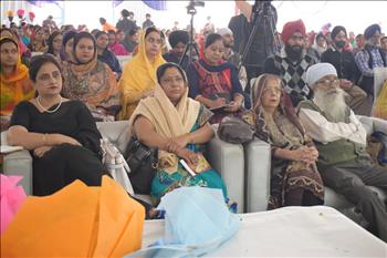 Moment being graced by our esteemed dignitaries